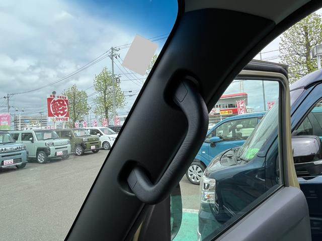 アトレー ＲＳ　切替４ＷＤ　純正９インチディスプレイオーディオ　／届出済未使用車／衝突被害軽減ブレーキ／前後クリアランスソナー／両側オートスライド／フルセグＴＶ／Ｂｌｕｅｔｏｏｔｈ／ＨＤＭＩ／スマホ連携／バックカメラ／アダプティブクルーズ／オーバヘッドシェルフ（49枚目）