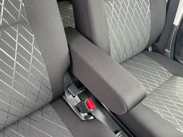 アトレー ＲＳ　切替４ＷＤ　純正９インチディスプレイオーディオ　／届出済未使用車／衝突被害軽減ブレーキ／前後クリアランスソナー／両側オートスライド／フルセグＴＶ／Ｂｌｕｅｔｏｏｔｈ／ＨＤＭＩ／スマホ連携／バックカメラ／アダプティブクルーズ／オーバヘッドシェルフ（55枚目）