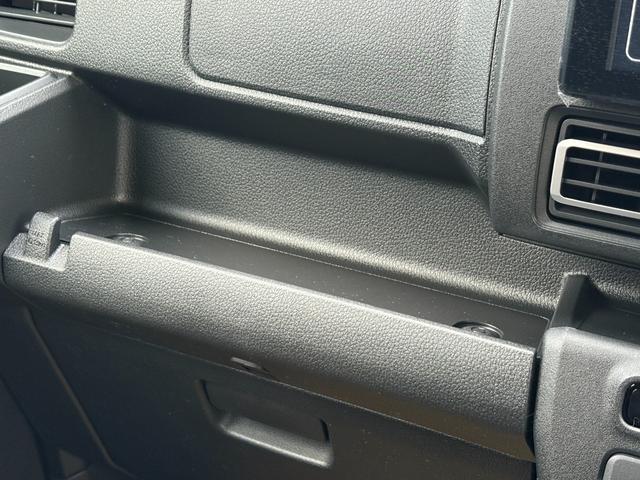 アトレー ＲＳ　切替４ＷＤ　純正９インチディスプレイオーディオ　／届出済未使用車／衝突被害軽減ブレーキ／前後クリアランスソナー／両側オートスライド／フルセグＴＶ／Ｂｌｕｅｔｏｏｔｈ／ＨＤＭＩ／スマホ連携／バックカメラ／アダプティブクルーズ／オーバヘッドシェルフ（35枚目）