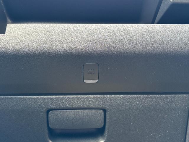 アトレー ＲＳ　切替４ＷＤ　純正９インチディスプレイオーディオ　／届出済未使用車／衝突被害軽減ブレーキ／前後クリアランスソナー／両側オートスライド／フルセグＴＶ／Ｂｌｕｅｔｏｏｔｈ／ＨＤＭＩ／スマホ連携／バックカメラ／アダプティブクルーズ／オーバヘッドシェルフ（36枚目）