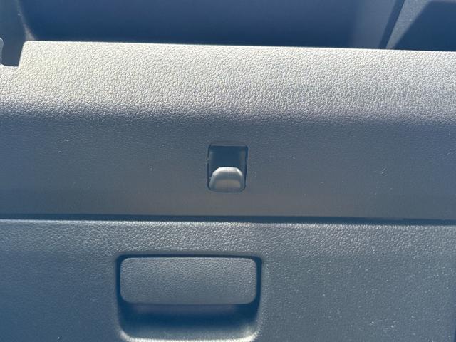 アトレー ＲＳ　切替４ＷＤ　純正９インチディスプレイオーディオ　／届出済未使用車／衝突被害軽減ブレーキ／前後クリアランスソナー／両側オートスライド／フルセグＴＶ／Ｂｌｕｅｔｏｏｔｈ／ＨＤＭＩ／スマホ連携／バックカメラ／アダプティブクルーズ／オーバヘッドシェルフ（37枚目）