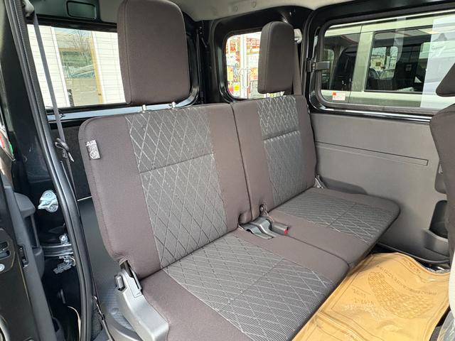 アトレー ＲＳ　切替４ＷＤ　純正９インチディスプレイオーディオ　／届出済未使用車／衝突被害軽減ブレーキ／前後クリアランスソナー／両側オートスライド／フルセグＴＶ／Ｂｌｕｅｔｏｏｔｈ／ＨＤＭＩ／スマホ連携／バックカメラ／アダプティブクルーズ／オーバヘッドシェルフ（63枚目）