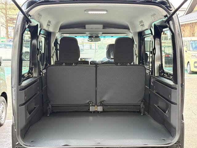 アトレー ＲＳ　切替４ＷＤ　純正９インチディスプレイオーディオ　／届出済未使用車／衝突被害軽減ブレーキ／前後クリアランスソナー／両側オートスライド／フルセグＴＶ／Ｂｌｕｅｔｏｏｔｈ／ＨＤＭＩ／スマホ連携／バックカメラ／アダプティブクルーズ／オーバヘッドシェルフ（65枚目）