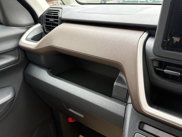 ムーヴ Ｘ　／届出済未使用車／衝突被害軽減ブレーキ／前後クリアランスソナー／左側オートスライド／ＬＥＤオートライト／ＳＲＳサイドエアバッグ・カーテンシールドエアバッグ／スーパーＵＶ＆ＩＲカットフロントガラス（30枚目）