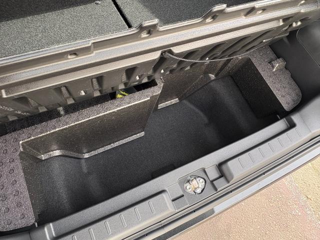 ��ԑ��s�A���ɉJ�̓��I�I���H���������炢�ȁD�D�D�Ǝv�������Ƃ͂���܂��񂩁H���b��̂k�d�c���C�g�Ƀ`�F���W���܂��傤�I�I�f�B�[���[�ł��̗p�̎Ԍ��Ή��k�d�c���C�g�o���u�Ŏ��E�X�b�L����