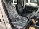 スペシャル　ＡＴ　切替４ＷＤ　／届出済未使用車／衝突被害軽減ブレーキ／前後クリアランスソナー／純正ラジオ／両側手動スライドドア／オートライト／運転席助手席パワーウィンドウ／リアワイパー／荷室ライト（53枚目）