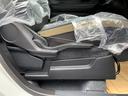 ハイブリッドG /届出済未使用車/衝突被害軽減ブレーキ/後方クリアランスソナー/プッシュスタート/オートエアコン/LEDオートライト/アダプティブクルーズ/運転席助手席シートヒーター/全面UVカット機能付ガラス(57枚目)