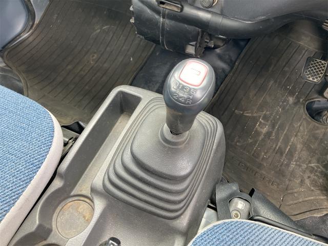 サンバートラック  4WD 軽トラック MT アルミホイール エアコン パワーステアリング 運転席エアバッグ カセット(13枚目)