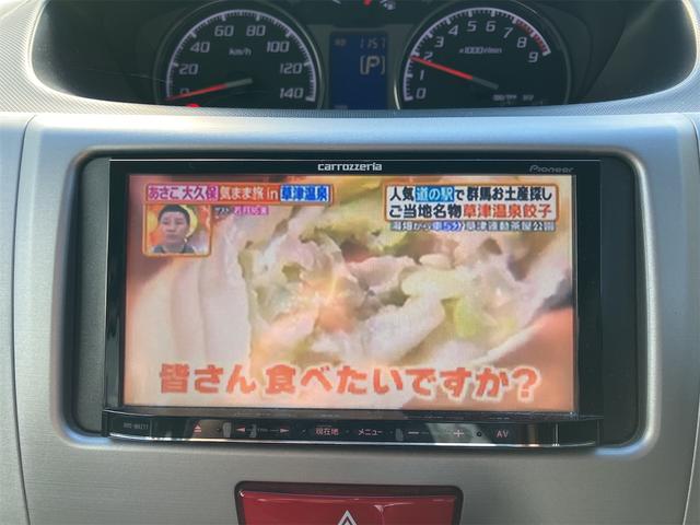 ステラ カスタムＲリミテッド　ＥＴＣ　ナビ　ＴＶ　ＨＩＤ　スマートキー　アイドリングストップ　電動格納ミラー　ベンチシート　ＣＶＴ　盗難防止システム　ＡＢＳ　ＣＤ　ＤＶＤ再生　アルミホイール　衝突安全ボディ　エアコン（4枚目）