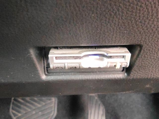 スイフト ＸＧ－ＤＪＥ　４ＷＤ　オートエアコン　ステアリングスイッチバックカメラ　ナビ＆ＴＶ　スマートキー　純正アルミホイール　ＥＴＣ（17枚目）