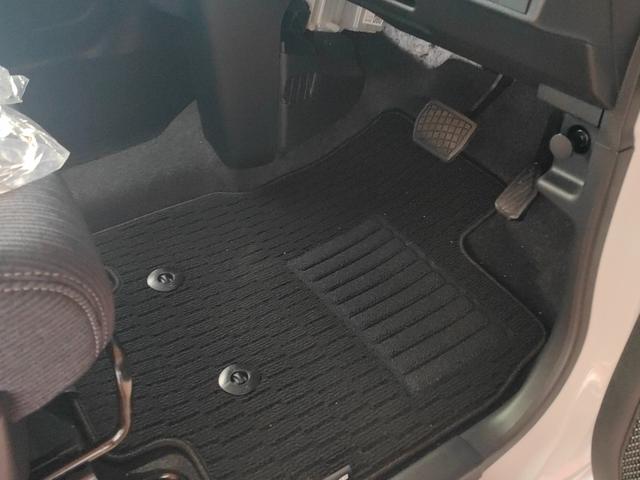ムーヴ Ｇ　４ＷＤ　届出済未使用車　衝突被害軽減システム　左側電動スライドドア　オートエアコン　バックカメラ　クリアランスソナー　ＬＥＤヘッドライト・フォグランプ　アルミホイール　オートブレーキホールド機能（22枚目）