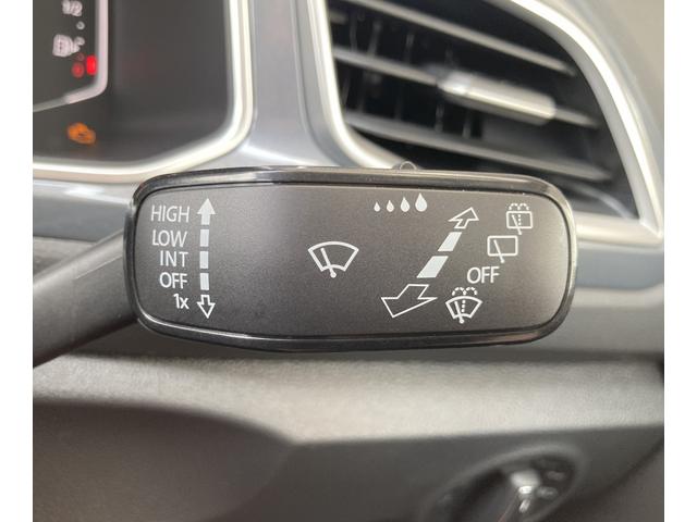 Ｔ－ロック ＴＳＩ　スタイル　登録済未使用車　純正ナビゲーション　バックカメラ　ＥＴＣ　ＬＥＤマトリックスヘッドライト”ＩＱ．ＬＩＧＨＴ”　パワーテールゲート　純正１７インチアルミホイール（20枚目）
