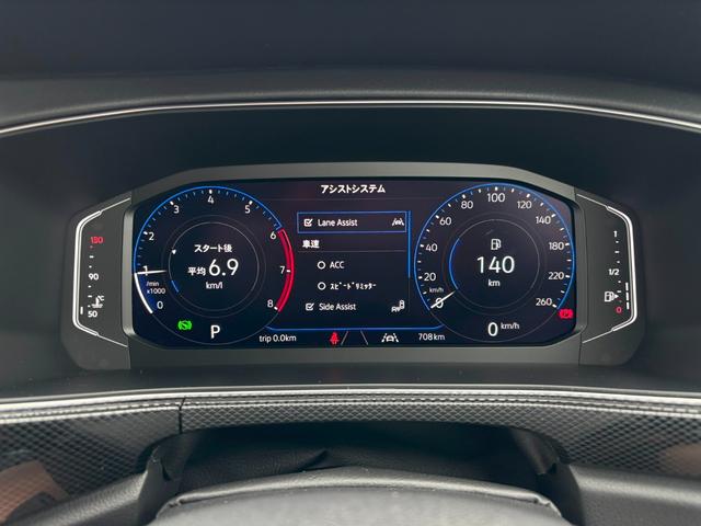Ｔ－クロス ＴＳＩ　Ｒライン　試乗車　セーフティパッケージ　Ｂｅａｔｓサウンドシステム　純正ナビゲーション　バックカメラ　ＬＥＤマトリックスヘッドライト“ＩＱ．ＬＩＧＨＴ”純正１８インチアルミホイール（11枚目）