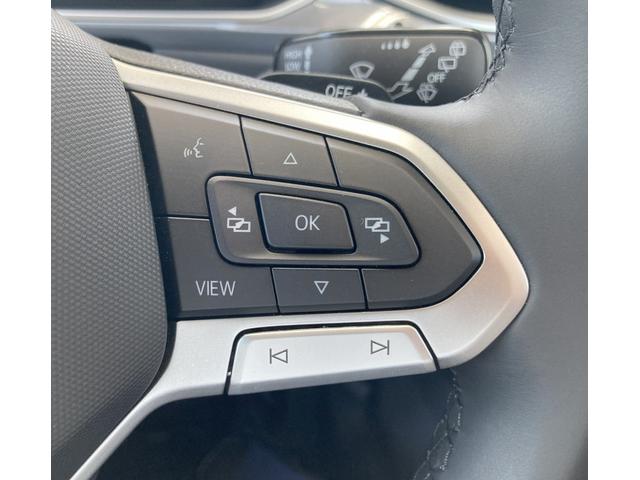Ｔ－ロック ＴＤＩ　スタイル　試乗車　純正ナビゲーション　バックカメラ　ＥＴＣ　ＬＥＤマトリックスヘッドライト”ＩＱ．ＬＩＧＨＴ”　パワーテールゲート　純正１７インチアルミホイール（18枚目）