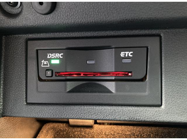 ゴルフ ＴＳＩハイライン　デジタルメーター　純正ナビゲーション　バックカメラ　ＥＴＣ　ＡＣＣ　ＬＥＤヘッドライト　レーンキープアシスト　ブラインドスポット　リアトラフィックアラート　純正１７インチアルミホイール（22枚目）