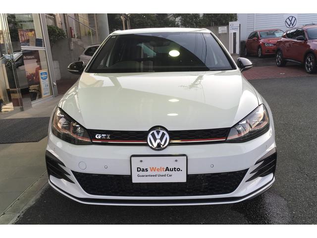 ゴルフＧＴＩ ベースグレード　純正ナビゲーション　バックカメラ　ＥＴＣ　ＡＣＣ　リアトラフィックアラート　レーンキープアシスト　ブラインドスポット　純正ドライブレコーダー　純正１７インチアルミ　純正１６インチアルミ＋スタッドレス（2枚目）