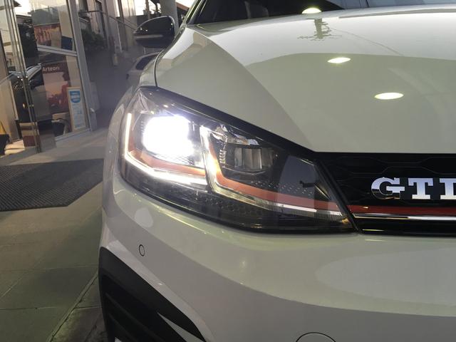ゴルフＧＴＩ ベースグレード　純正ナビゲーション　バックカメラ　ＥＴＣ　ＡＣＣ　リアトラフィックアラート　レーンキープアシスト　ブラインドスポット　純正ドライブレコーダー　純正１７インチアルミ　純正１６インチアルミ＋スタッドレス（25枚目）