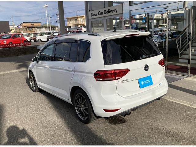 ゴルフトゥーラン TSI ハイライン テクノロジーパッケージ 純正ナビゲーション バックカメラ ETC ACC レーンキープ サイドアシスト リアトラフィックアラート シートヒーター パワーテールゲート 社外18インチアルミホイール(8枚目)