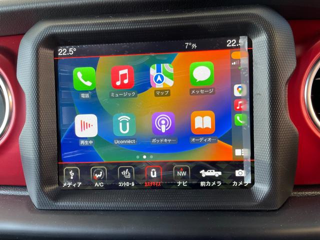 ルビコン　ワンオーナー　純正ナビ　フルセグテレビ　ロールタイプトノカバー　ＣａｒＰｌａｙ／Ａｎｄｒｏｉｄ　Ａｕｔｏ対応　ＬＥＤヘッドライト　アダプティブクルーズコントロール(11枚目)