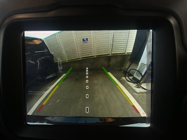 ジープ・レネゲード リミテッド　クルーズコントロール　バックモニター　パワーシート　シートヒーター　　ＣａｒＰｌａｙ／Ａｎｄｒｏｉｄ　Ａｕｔｏ　ＥＴＣ　ドライブレコーダー（10枚目）