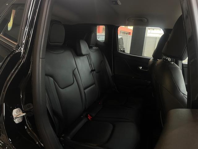 ジープ・レネゲード リミテッド　クルーズコントロール　バックモニター　パワーシート　シートヒーター　　ＣａｒＰｌａｙ／Ａｎｄｒｏｉｄ　Ａｕｔｏ　ＥＴＣ　ドライブレコーダー（15枚目）