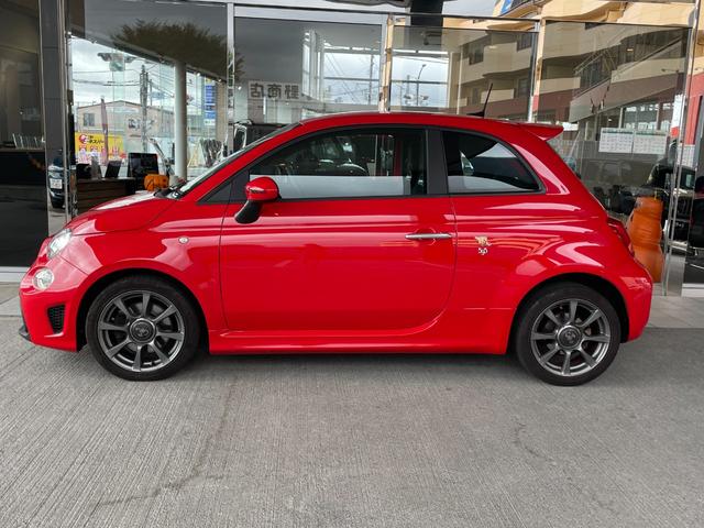 アバルト595 ベースグレード ETC ドライブレコーダー MT CarPlay/Android Auto ボンネットデカール(3枚目)