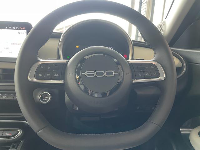 ６００ハイブリッド ラ　プリマ　ドライブレコーダー　Ｃａｒｐｌａｙ／ＡｎｄｒｏｉｄＡｕｔｏ　シートヒーター　パワーシート　　パーキングセンサー（8枚目）