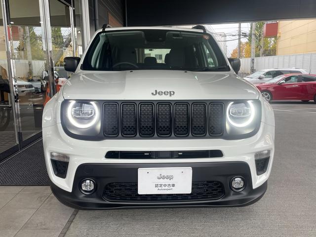 ジープ・レネゲード アルティテュード　ｅ－ハイブリッド　クルーズコントロール　バックモニター　　パワーシート　シートヒーター　ＣａｒＰｌａｙ／Ａｎｄｒｏｉｄ　Ａｕｔｏ　ＥＴＣ（2枚目）