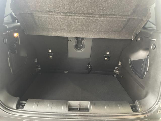 ジープ・レネゲード アルティテュード　ｅ－ハイブリッド　クルーズコントロール　バックモニター　　パワーシート　シートヒーター　ＣａｒＰｌａｙ／Ａｎｄｒｏｉｄ　Ａｕｔｏ　ＥＴＣ（16枚目）