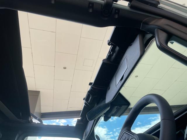 ジープ・ラングラーアンリミテッド スポツリミテドEDウィズサンライダフリプTフォハドT サンライダーフリップトップ オールウェザーフロアマット ドライブレコーダー(20枚目)