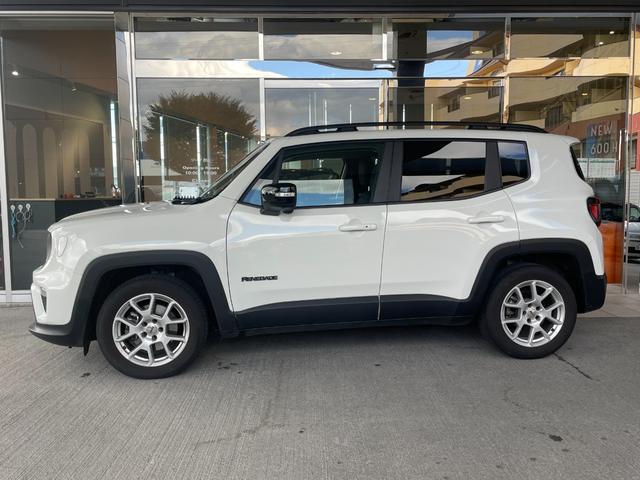 ジープ・レネゲード リミテッド 純正フロアマット ドライブレコーダー ETC フルセグテレビ シートヒーター(3枚目)