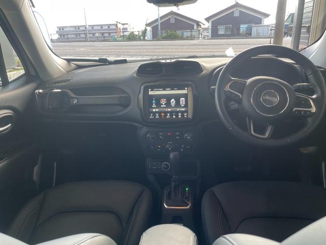 ジープ・レネゲード リミテッド 純正フロアマット ドライブレコーダー ETC フルセグテレビ シートヒーター(8枚目)