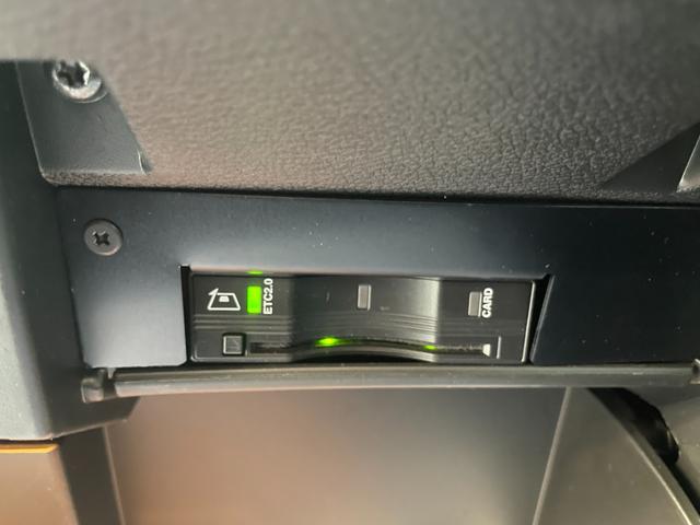 ジープ・レネゲード リミテッド 純正フロアマット ドライブレコーダー ETC フルセグテレビ シートヒーター(20枚目)