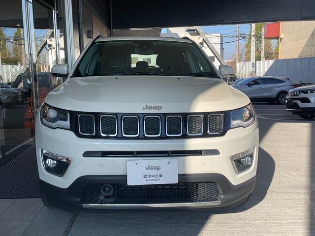 ジープ・コンパス リミテッド　ワンオーナー　ＥＴＣ　レザーシート　純正フロアマット　バックカメラ（2枚目）