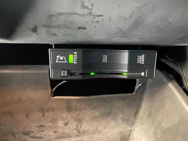 ジープ・コンパス リミテッド　ワンオーナー　ＥＴＣ　レザーシート　純正フロアマット　バックカメラ（21枚目）