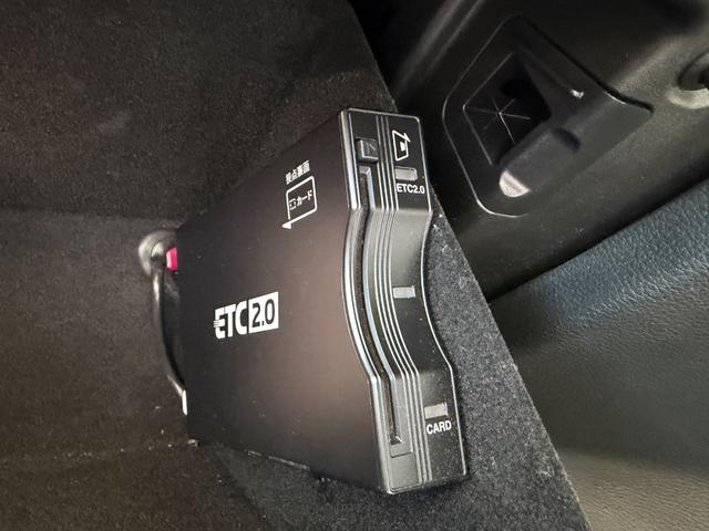 ジープ・グランドチェロキー リミテッド　デモカー　シートヒーター　シートエアコン　ＥＴＣ　純正フロアマット（19枚目）