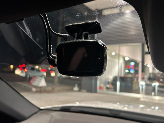 ジュリア クアドリフォリオ カルボニオ 限定車 ETC ドライブレコーダー 純正フロアマット(21枚目)