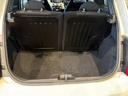 荷室も十分な広さがありますが、片側だけ倒して長い荷物を載せたり、両方倒してたくさん載せたりシートアレンジが自由にできます。