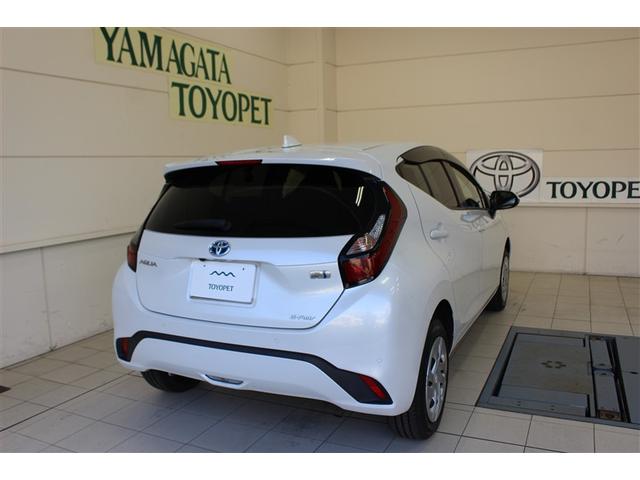 アクア Ｘ　４ＷＤ　ＤＶＤ再生　ミュージックプレイヤー接続可　バックカメラ　衝突被害軽減システム　ＥＴＣ　ドラレコ　ＬＥＤヘッドランプ　ワンオーナー（3枚目）