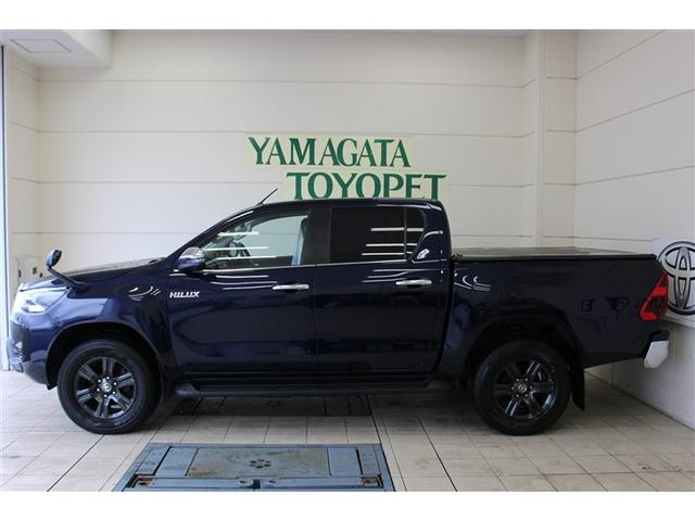 ハイラックス Ｚ　４ＷＤ　ワンセグ　メモリーナビ　バックカメラ　衝突被害軽減システム　ＥＴＣ　ＬＥＤヘッドランプ　ワンオーナー　ディーゼル（2枚目）