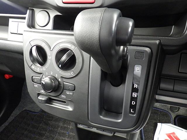 アルト Ｌ　２型　４ＷＤ　オーディオレス　オートライト　スズキセーフティーサポート　４ＷＤ　衝突被害軽減システム　アイドリングストップ　盗難防止システム（10枚目）
