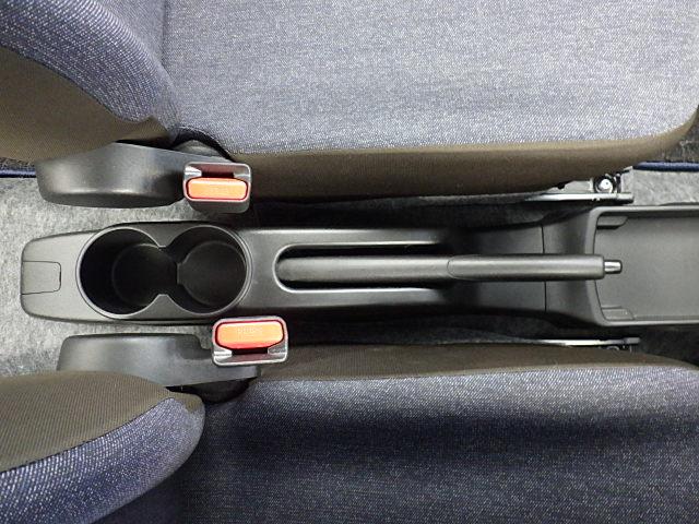 アルト Ｌ　２型　４ＷＤ　オーディオレス　オートライト　スズキセーフティーサポート　４ＷＤ　衝突被害軽減システム　アイドリングストップ　盗難防止システム（25枚目）