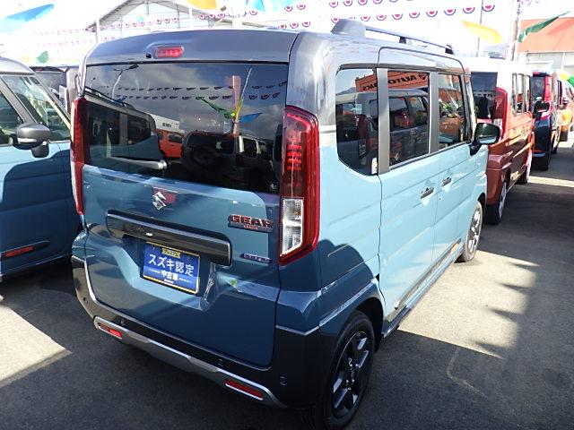 スペーシアギア ギア　ＨＹＢＲＩＤ　ＸＺターボ　４ＷＤ　オーディオレス　オートライト　スライドドア　プッシュスタート　シートヒーター　オートエアコン　スズキセーフティーサポート　４ＷＤ　衝突被害軽減システム　アイドリングストップ　横滑り防止機能　衝突安全ボディ（7枚目）