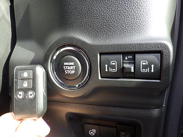 スペーシアギア ギア　ＨＹＢＲＩＤ　ＸＺターボ　４ＷＤ　オーディオレス　オートライト　スライドドア　プッシュスタート　シートヒーター　オートエアコン　スズキセーフティーサポート　４ＷＤ　衝突被害軽減システム　アイドリングストップ　横滑り防止機能　衝突安全ボディ（18枚目）