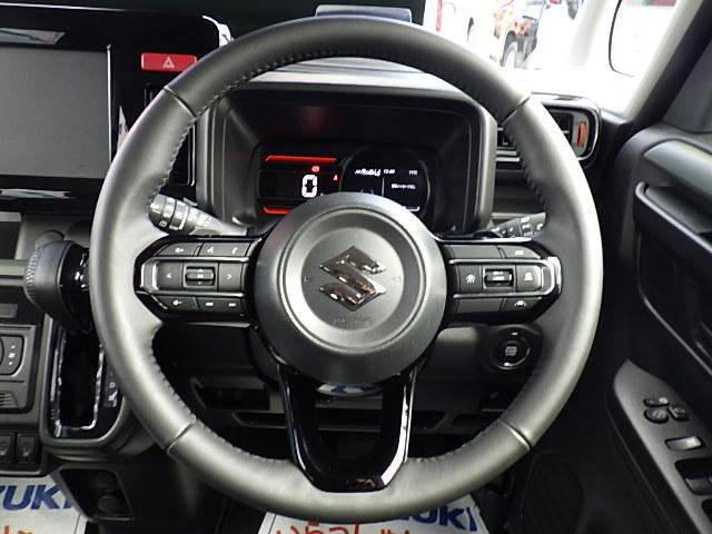 スペーシアギア ギア　ＨＹＢＲＩＤ　ＸＺターボ　４ＷＤ　オーディオレス　オートライト　スライドドア　プッシュスタート　シートヒーター　オートエアコン　スズキセーフティーサポート　４ＷＤ　衝突被害軽減システム　アイドリングストップ　横滑り防止機能　衝突安全ボディ（28枚目）