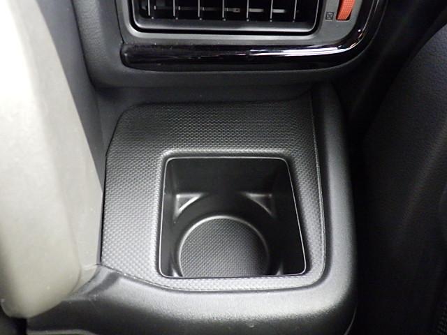 スペーシアギア ギア　ＨＹＢＲＩＤ　ＸＺターボ　４ＷＤ　オーディオレス　オートライト　スライドドア　プッシュスタート　シートヒーター　オートエアコン　スズキセーフティーサポート　４ＷＤ　衝突被害軽減システム　アイドリングストップ　横滑り防止機能　衝突安全ボディ（40枚目）