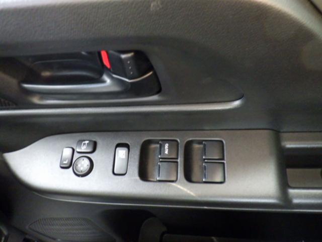 スペーシアギア ギア　ＨＹＢＲＩＤ　ＸＺターボ　４ＷＤ　オーディオレス　オートライト　スライドドア　プッシュスタート　シートヒーター　オートエアコン　スズキセーフティーサポート　４ＷＤ　衝突被害軽減システム　アイドリングストップ　横滑り防止機能　衝突安全ボディ（42枚目）