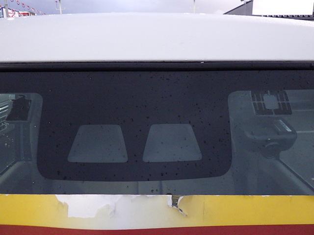 タント Ｘ　ホワイトアクセント　ＳＡ３　４ＷＤ　スライドドア　バックカメラ　オートライト　スライドドア　ナビ　プッシュスタート　シートヒーター　４ＷＤ　衝突被害軽減システム　アイドリングストップ　横滑り防止機能　衝突安全ボディ（21枚目）