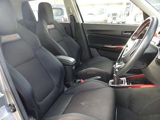 スイフトスポーツ スポーツ　２型　６ＭＴシフト　ナビ　バックカメラ　バックカメラ　オートライト　Ｂｌｕｅｔｏｏｔｈ　純正ナビ　プッシュスタート　シートヒーター　オートエアコン　ＥＴＣ　ドラレコ（10枚目）