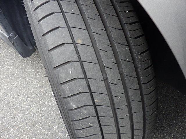 スイフトスポーツ スポーツ　２型　６ＭＴシフト　ナビ　バックカメラ　バックカメラ　オートライト　Ｂｌｕｅｔｏｏｔｈ　純正ナビ　プッシュスタート　シートヒーター　オートエアコン　ＥＴＣ　ドラレコ（27枚目）